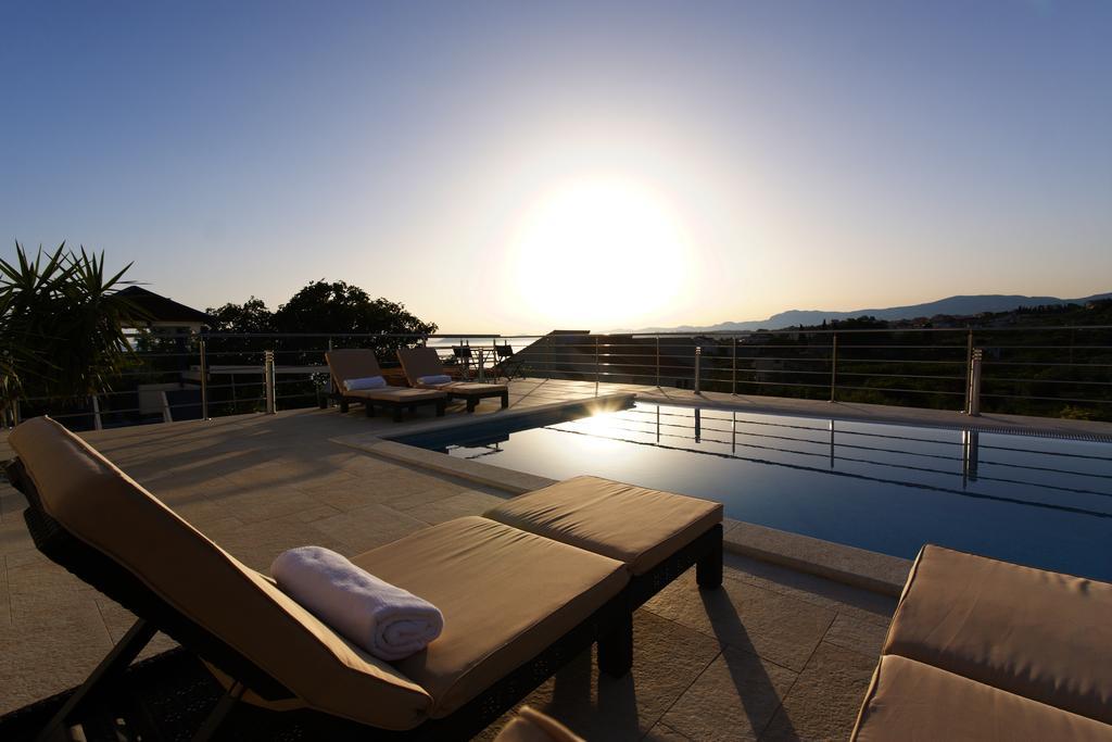 פודסטראנה Villa Mermaid Your Croatian Haven With Luxury Pool And Scenic Views מראה חיצוני תמונה