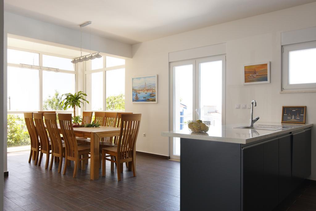 פודסטראנה Villa Mermaid Your Croatian Haven With Luxury Pool And Scenic Views מראה חיצוני תמונה